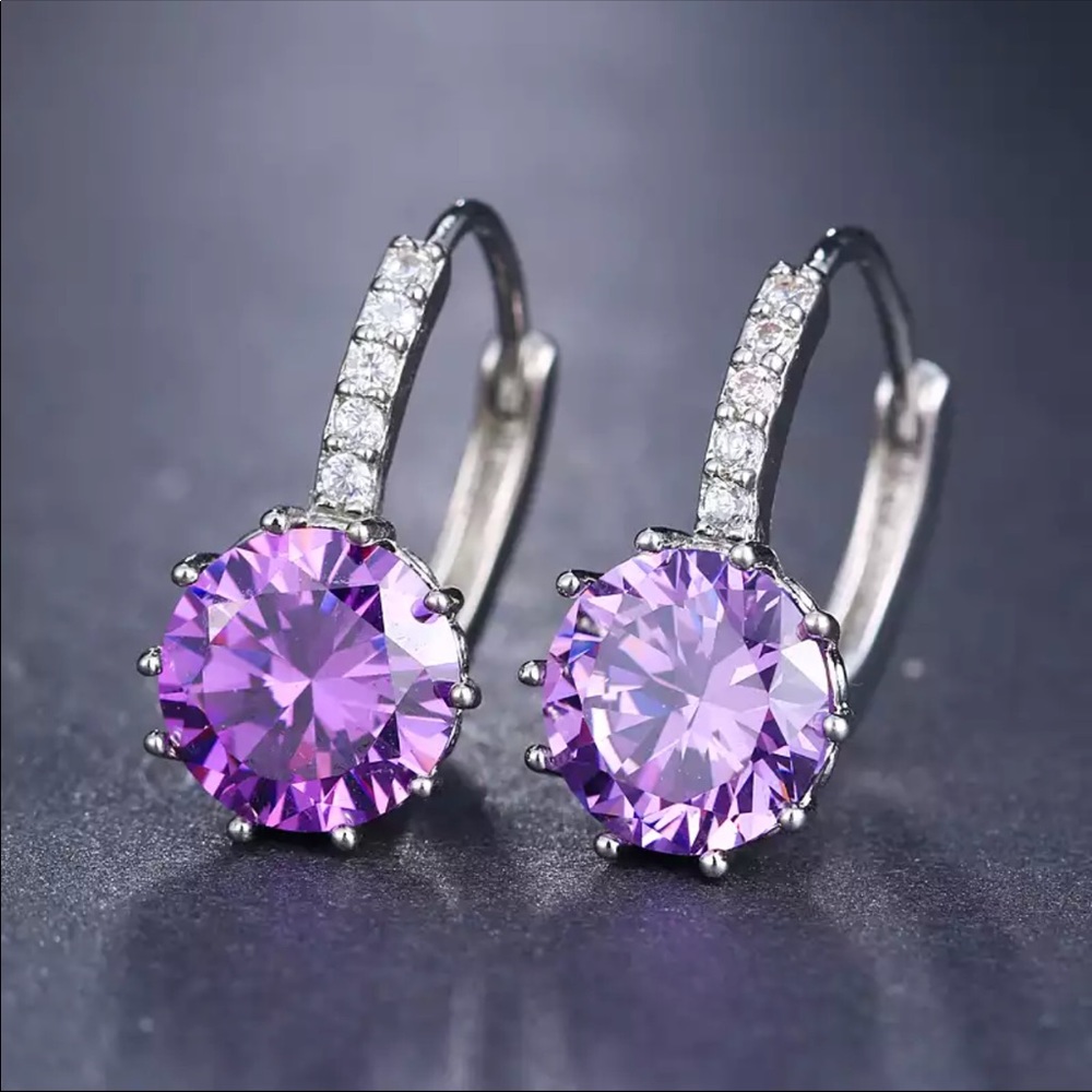 New 925 Sterling Silver Sapphire Stud Earrings